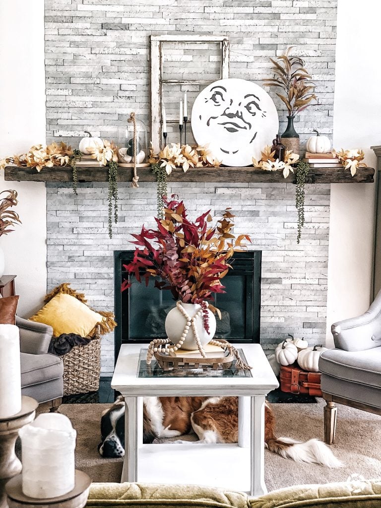 Make this Man On The Moon Wood Round in under an hour with this with FREE PDF Stencil and full tutorial. #falldecor