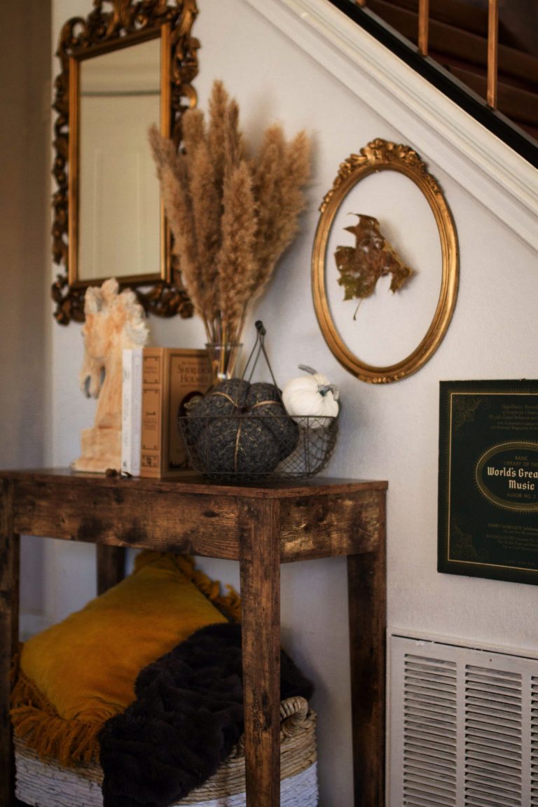 Cozy Fall Hallway Refresh | All Things Autumn