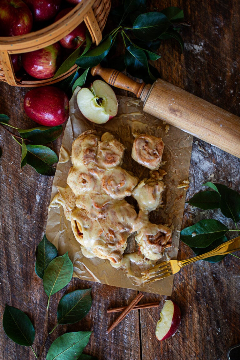 Apple Cinnamon Sourdough Discard Rolls (Apple Pie Flavor)