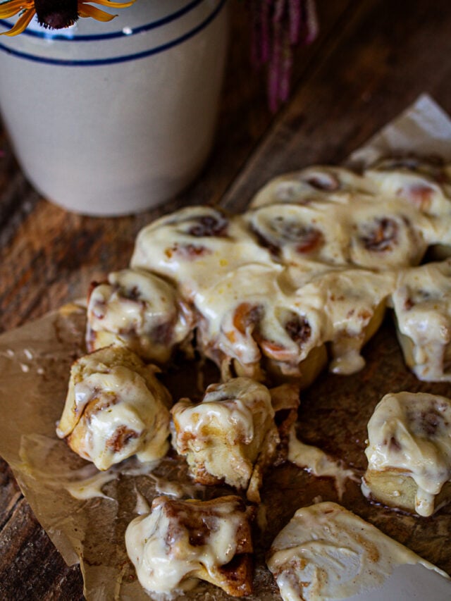 How to Make the Best Sourdough Discard Cinnamon Rolls