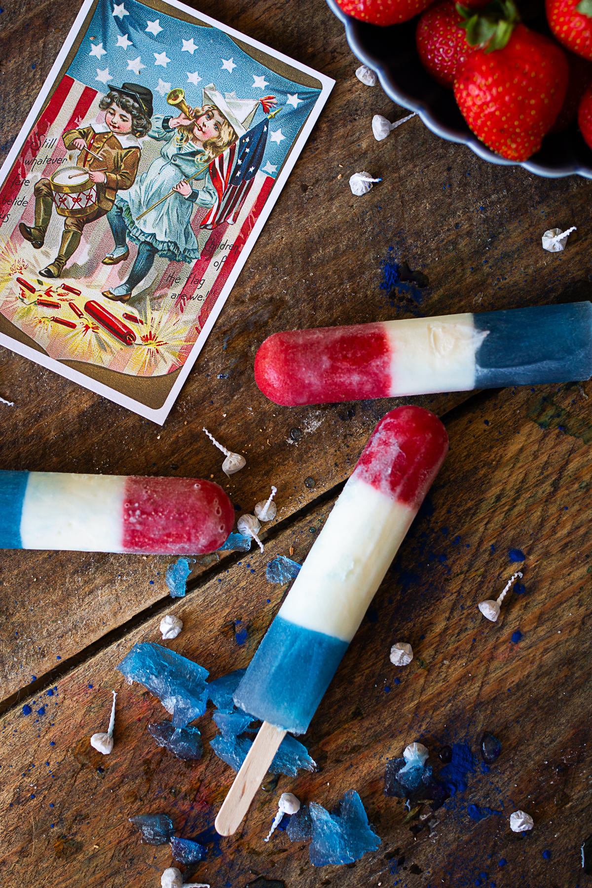 Bring back the magic of summertime childhood memories with these sweet, scratch-made rocket pops! By swapping out artificial dyes for fresh, sun-ripened summer strawberries and natural blue spirulina, you get a beautiful, festive treat that is bursting with pure fruit flavor and wholesome ingredients.
